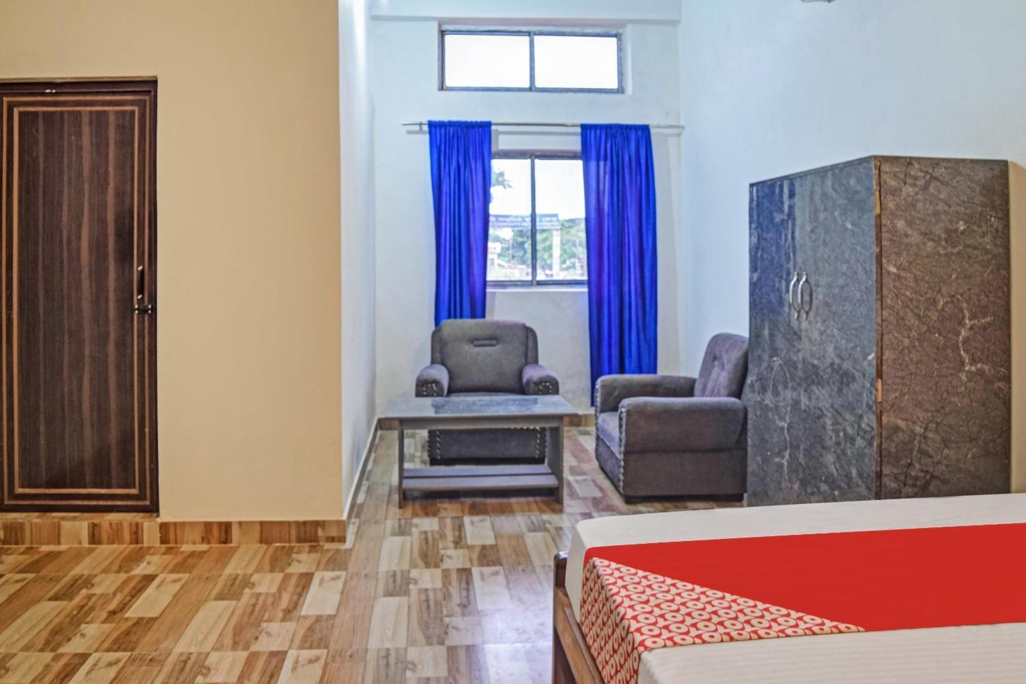 Spot On Jp Guest House Kaharpara 외부 사진