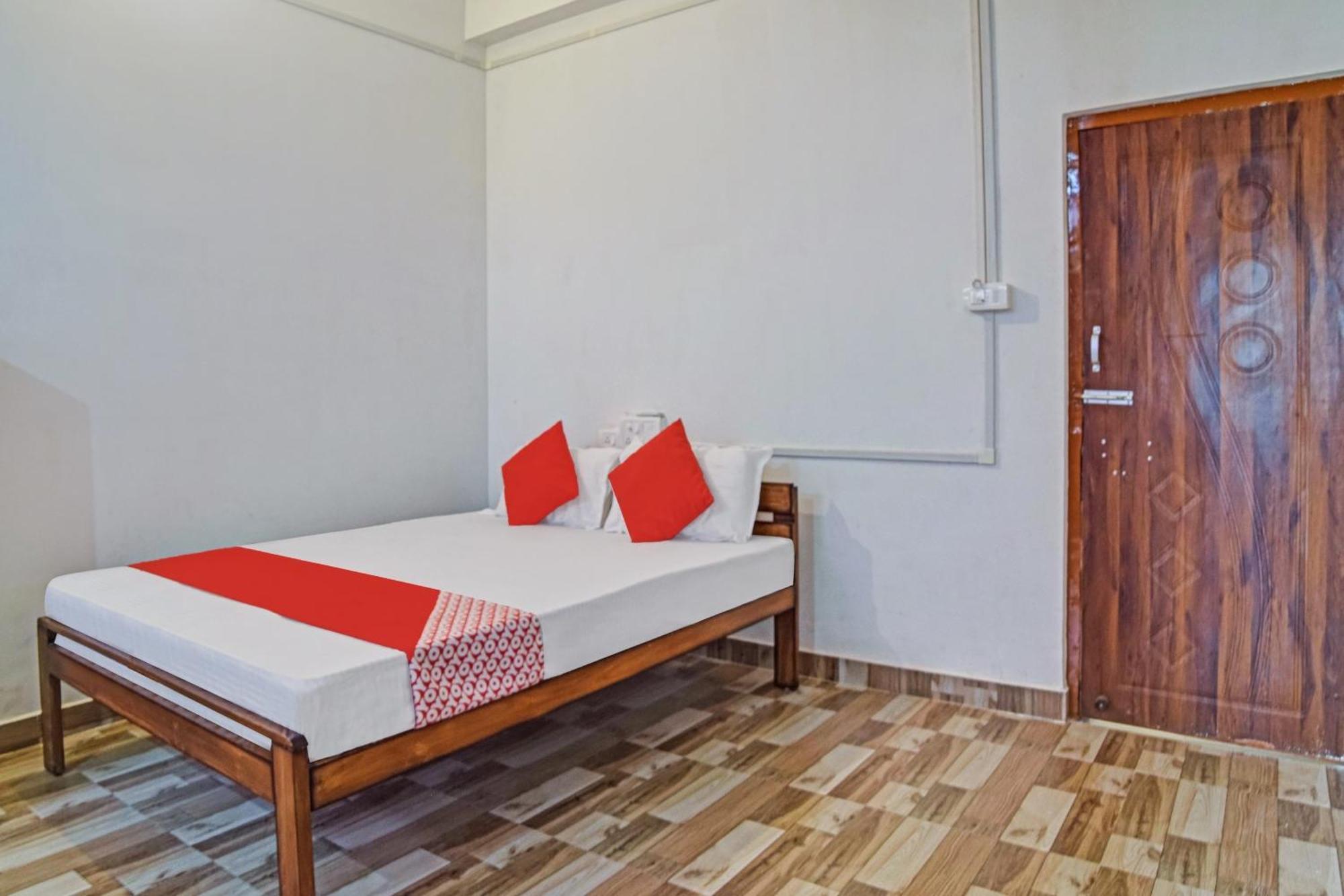 Spot On Jp Guest House Kaharpara 외부 사진